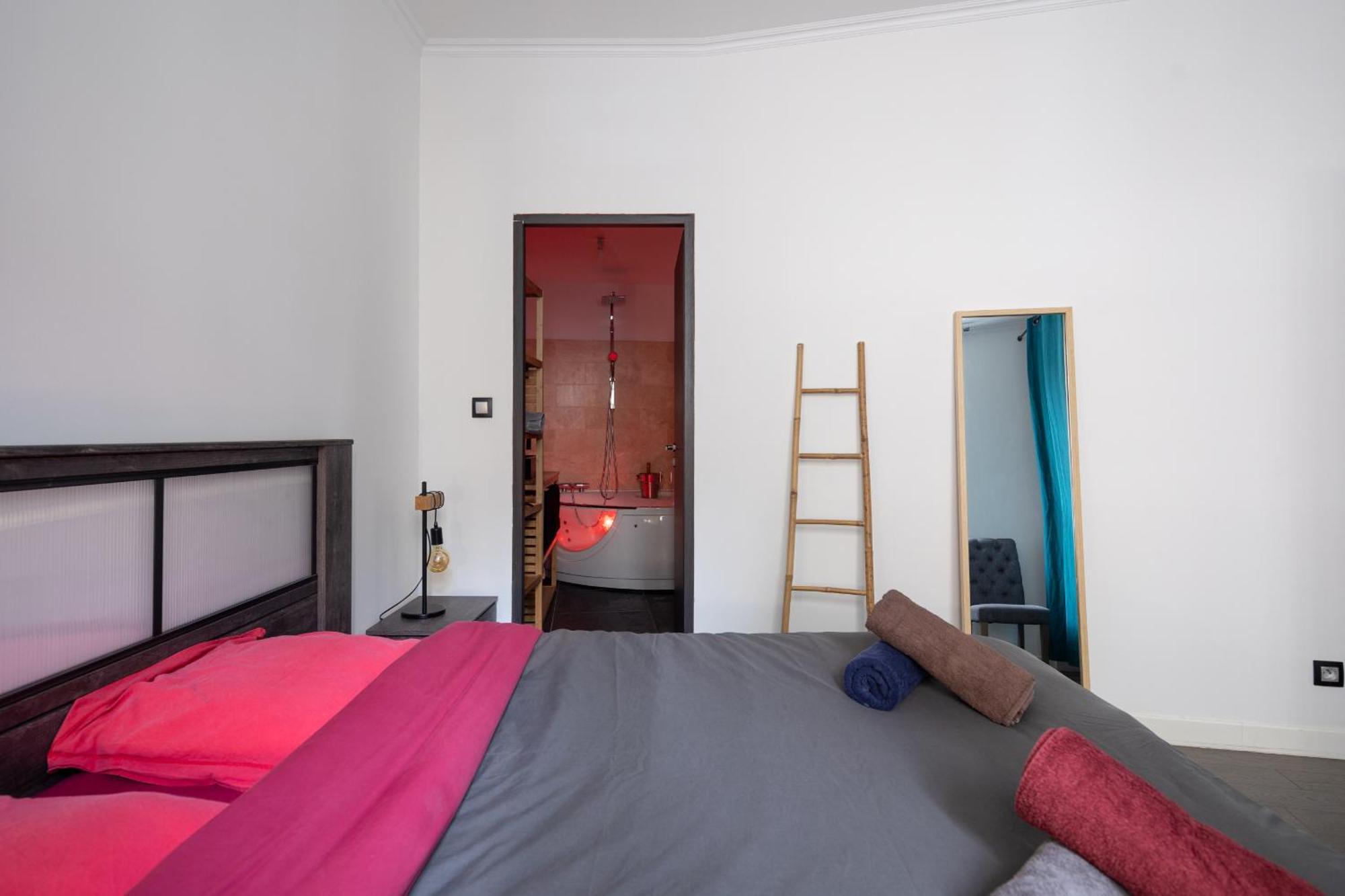 Appartement Spacieux Au Coeur D'Angers Etage 1 - 6 Personnes المظهر الخارجي الصورة